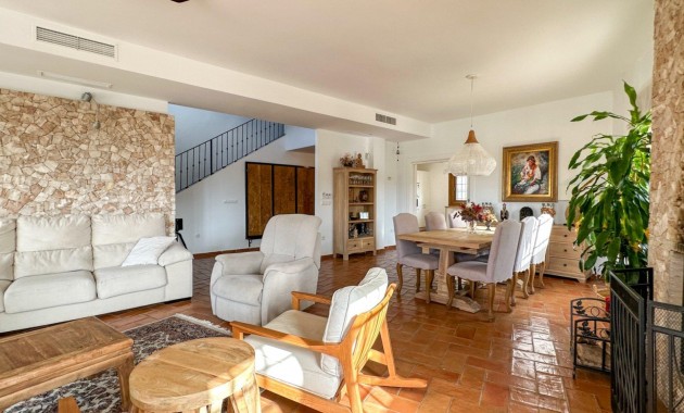 Venta - Villa -
Orihuela Costa - Campoamor