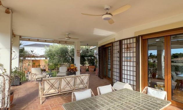 Venta - Villa -
Orihuela Costa - Campoamor