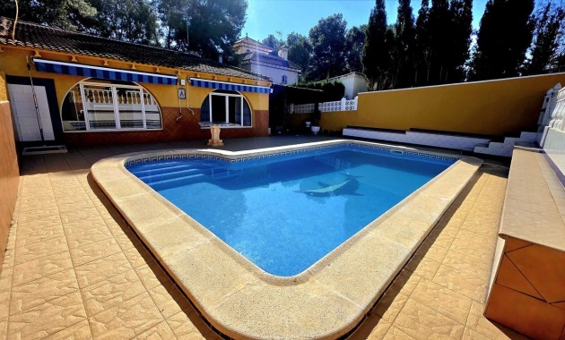 Venta - Villa -
Torrevieja - La siesta