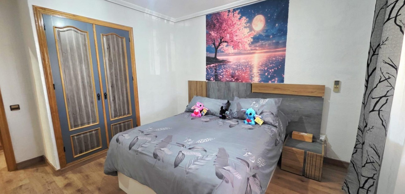 Venta - Villa -
Torrevieja - La siesta