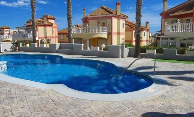 Venta - Villa -
Torrevieja - Aguas Nuevas