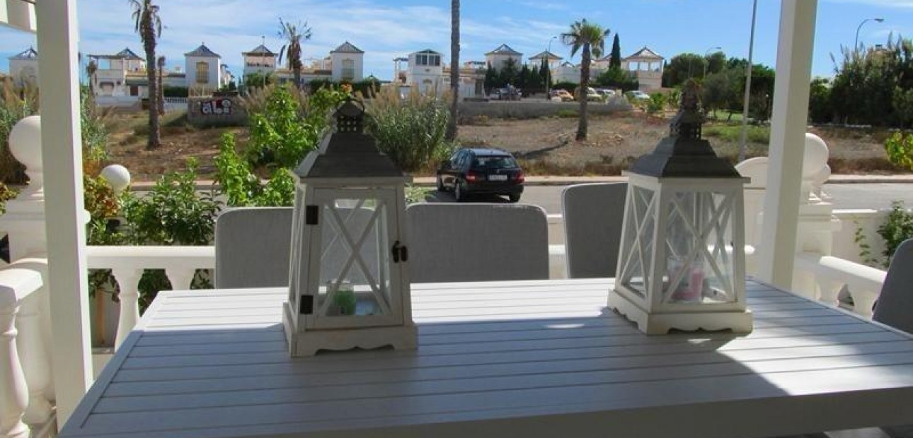 Venta - Villa -
Torrevieja - Aguas Nuevas