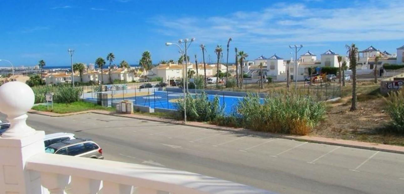 Venta - Villa -
Torrevieja - Aguas Nuevas