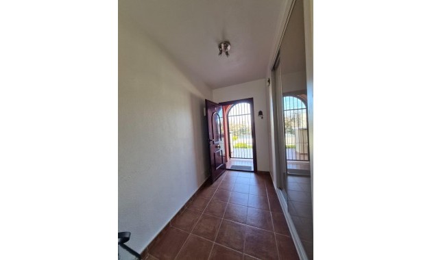 Venta - Apartamento / piso -
Torrevieja - El limonar