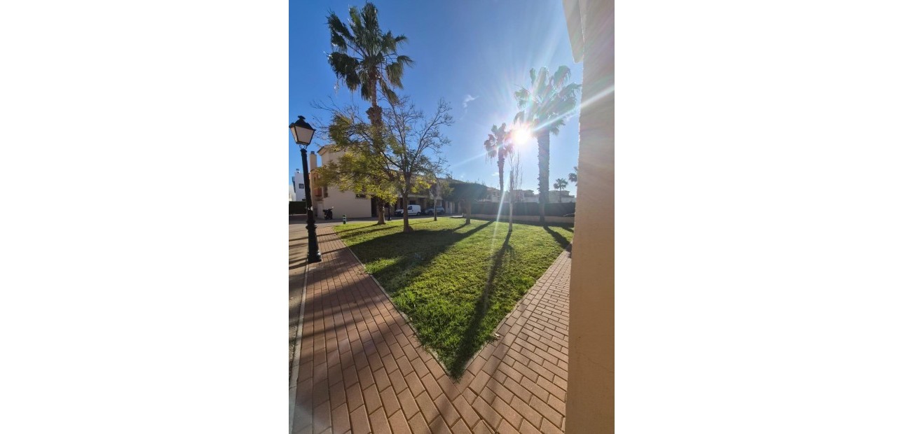 Venta - Apartamento / piso -
Torrevieja - El limonar