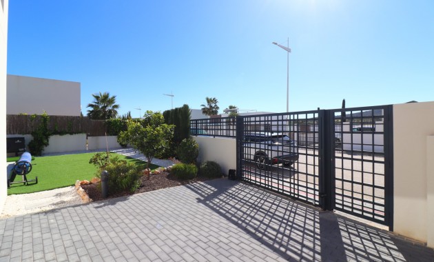Venta - Detached Villa -
Algorfa - La Finca Golf Resort