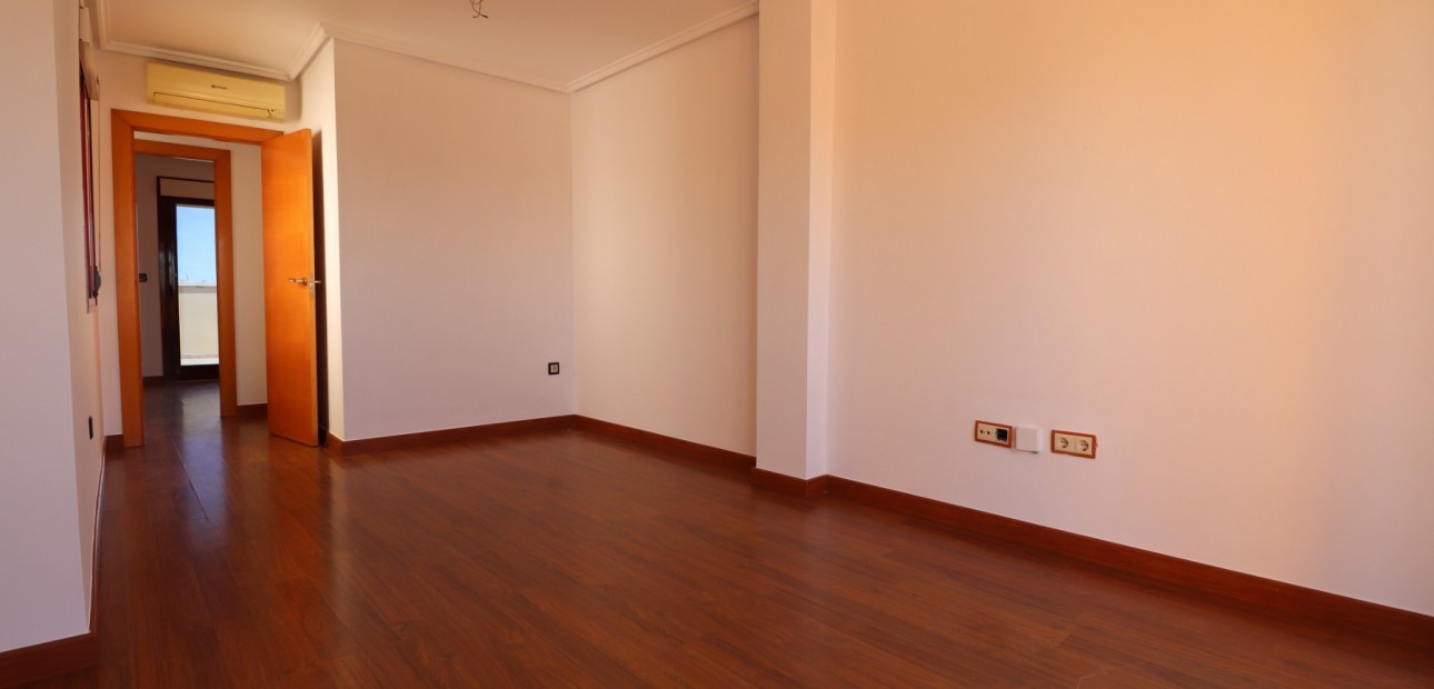 Herverkoop - Appartement / flat -
Formentera del Segura - Formentera - Village