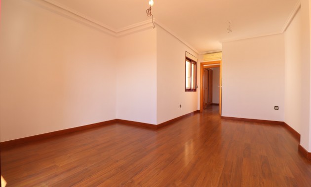 Herverkoop - Appartement / flat -
Formentera del Segura - Formentera - Village