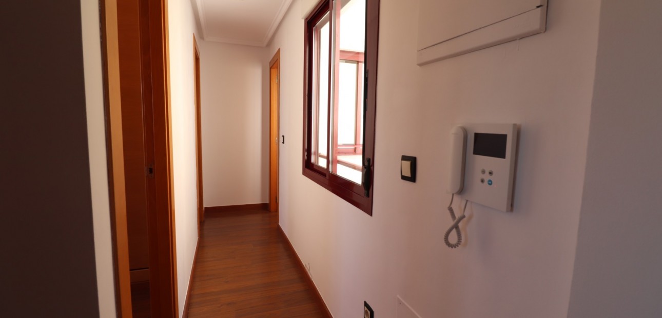 Herverkoop - Appartement / flat -
Formentera del Segura - Formentera - Village