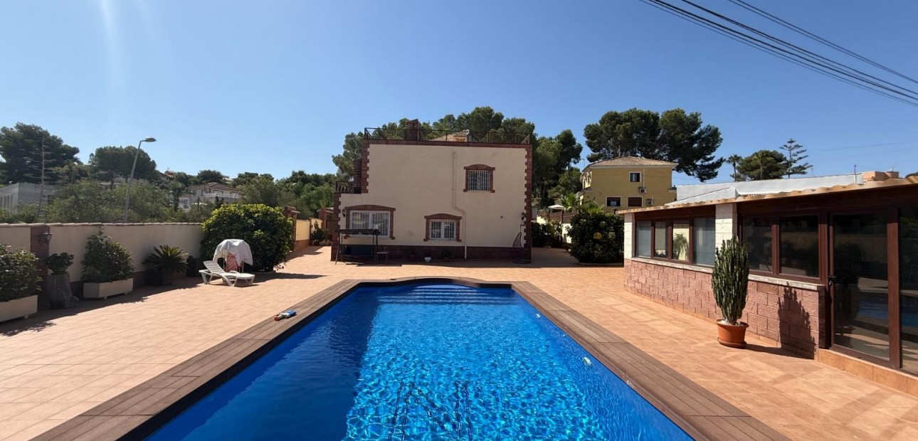 Venta - Villa -
Torrevieja - Los Balcones - Los Altos del Edén