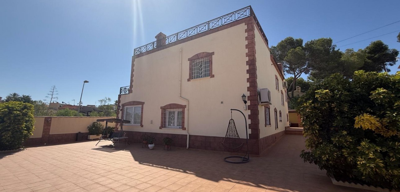 Venta - Villa -
Torrevieja - Los Balcones - Los Altos del Edén