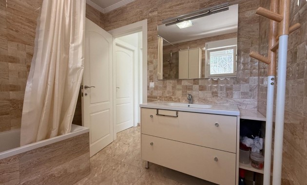 Venta - Villa -
Torrevieja - Los Balcones - Los Altos del Edén