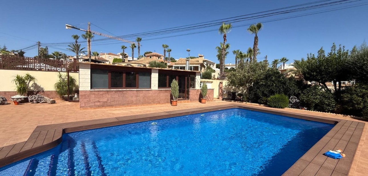 Venta - Villa -
Torrevieja - Los Balcones - Los Altos del Edén