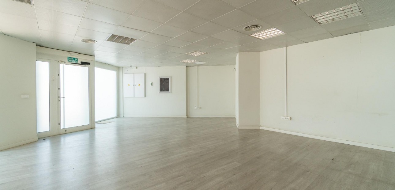 Long time Rental - Commercial Unit -
Orihuela Costa - Playa Flamenca