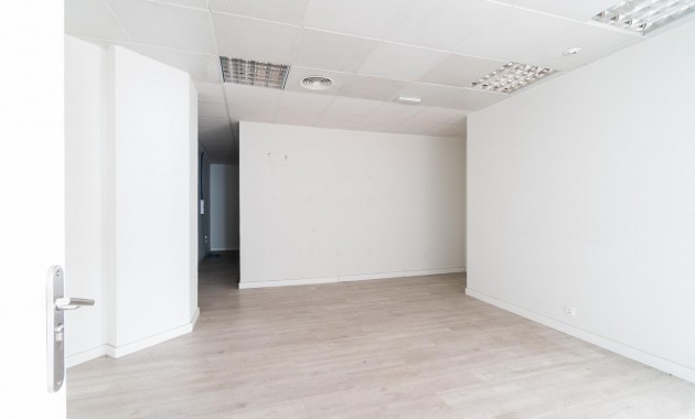 Long time Rental - Commercial Unit -
Orihuela Costa - Playa Flamenca