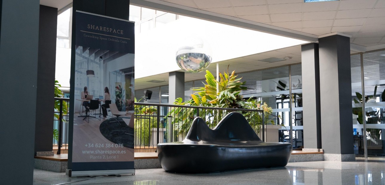 Long time Rental - Commercial Unit -
Orihuela Costa - Playa Flamenca