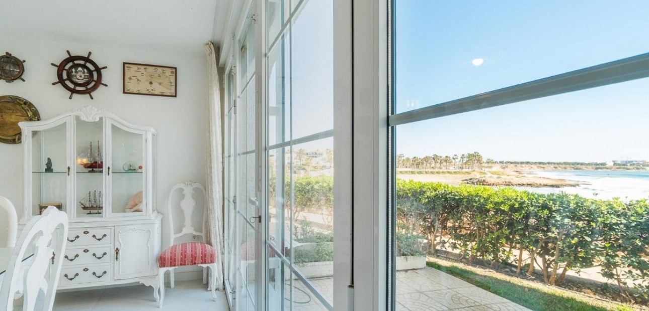 Venta - Terraced house -
Orihuela Costa - Playa Flamenca