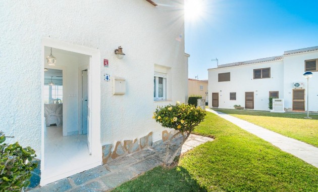 Venta - Terraced house -
Orihuela Costa - Playa Flamenca