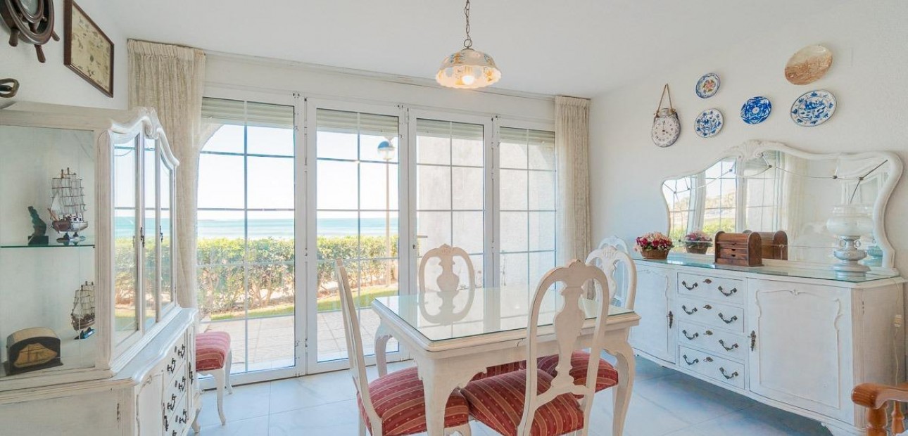 Venta - Terraced house -
Orihuela Costa - Playa Flamenca