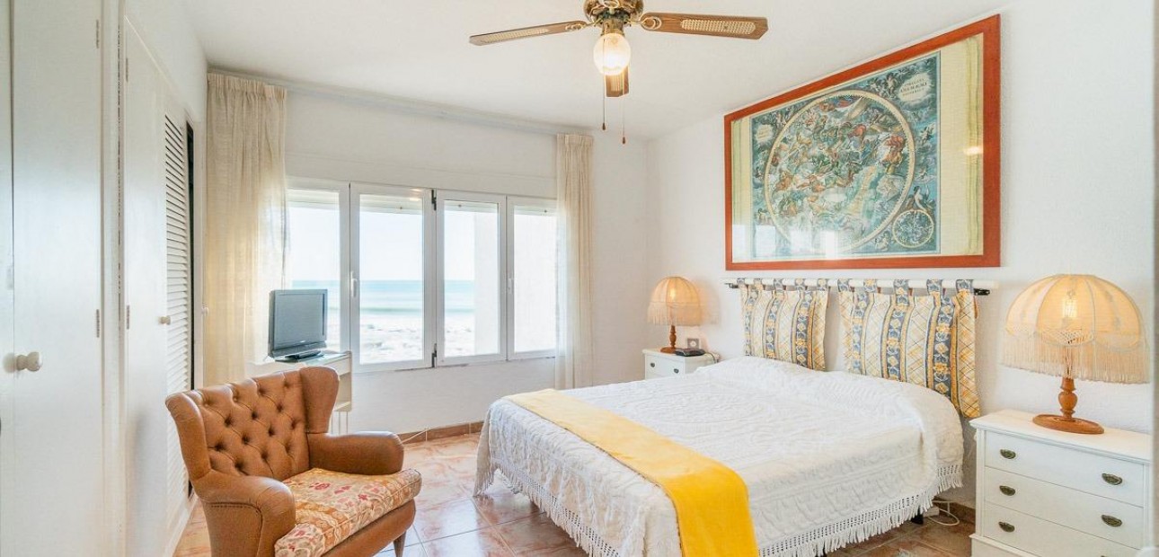 Venta - Terraced house -
Orihuela Costa - Playa Flamenca