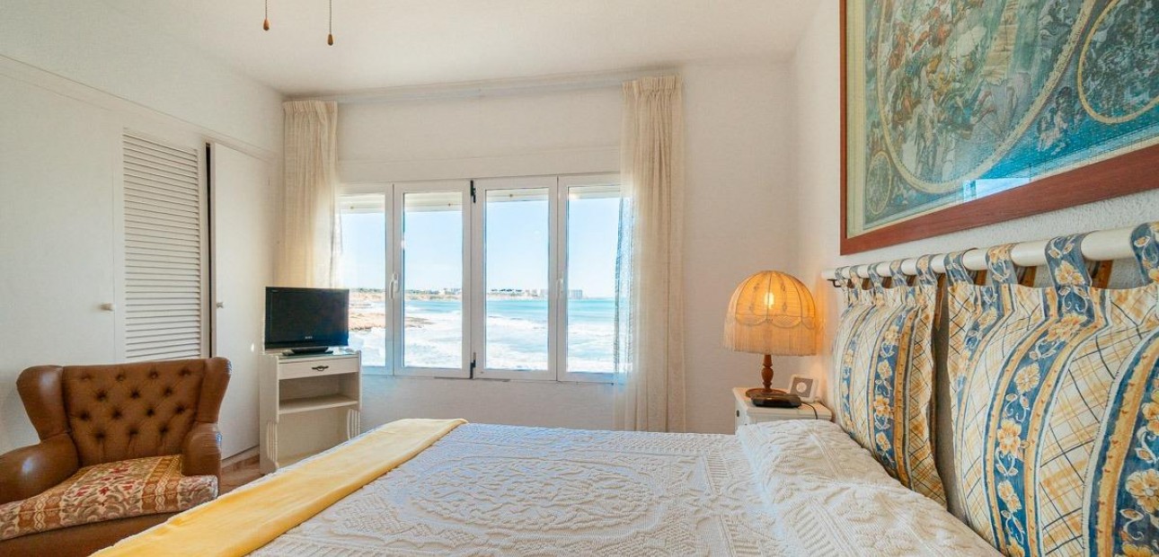 Venta - Terraced house -
Orihuela Costa - Playa Flamenca