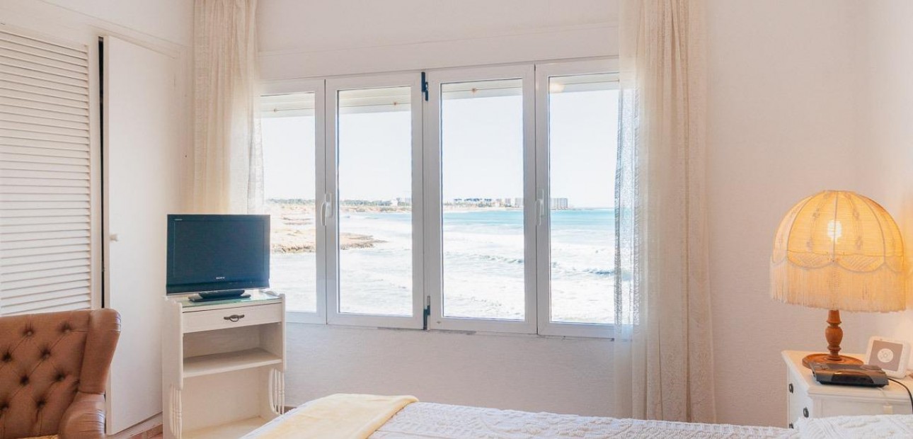 Venta - Terraced house -
Orihuela Costa - Playa Flamenca