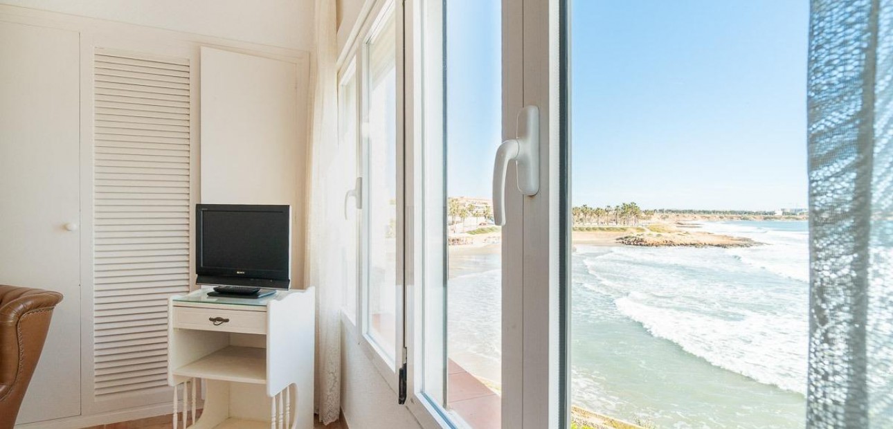 Venta - Terraced house -
Orihuela Costa - Playa Flamenca