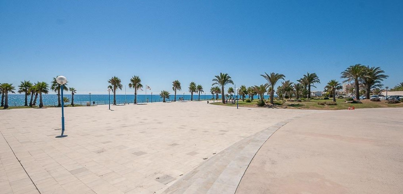 Venta - Terraced house -
Orihuela Costa - Playa Flamenca