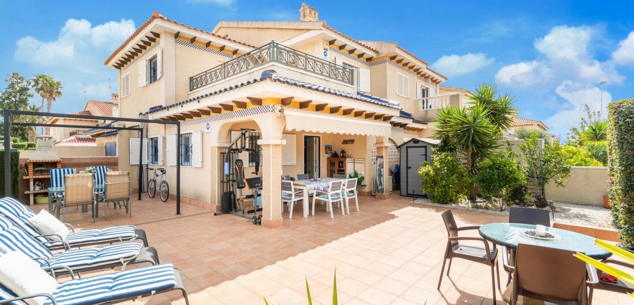 Venta - Villa -
Orihuela Costa - Zeniamar-Horizonte-La Campana