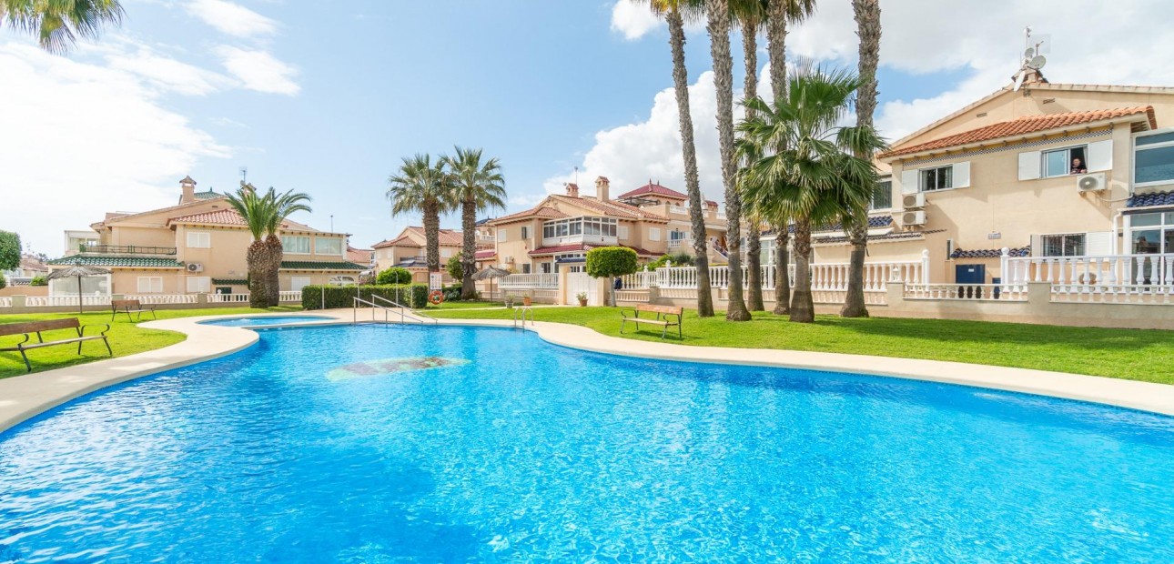 Venta - Villa -
Orihuela Costa - Zeniamar-Horizonte-La Campana