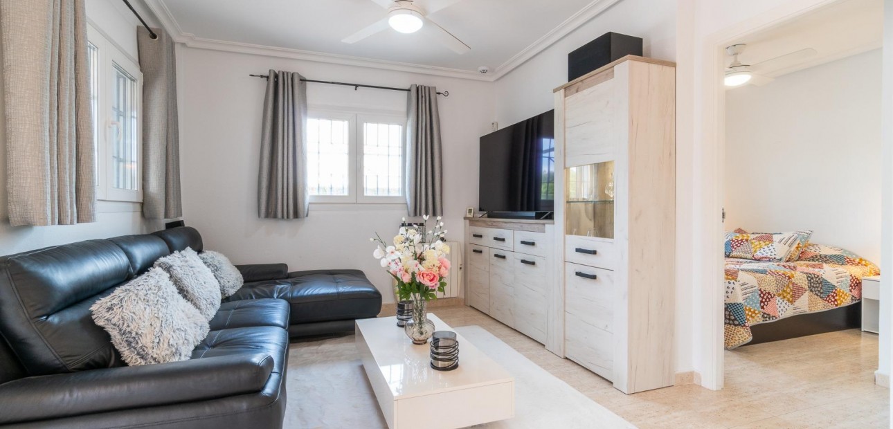 Venta - Villa -
Orihuela Costa - Zeniamar-Horizonte-La Campana