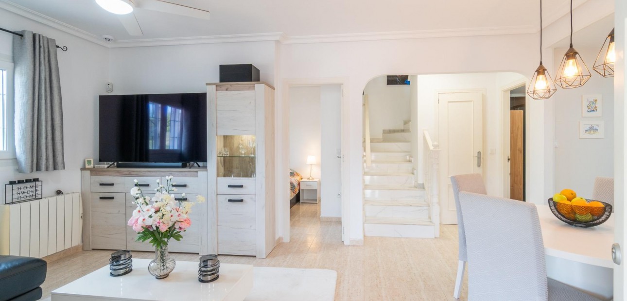 Venta - Villa -
Orihuela Costa - Zeniamar-Horizonte-La Campana