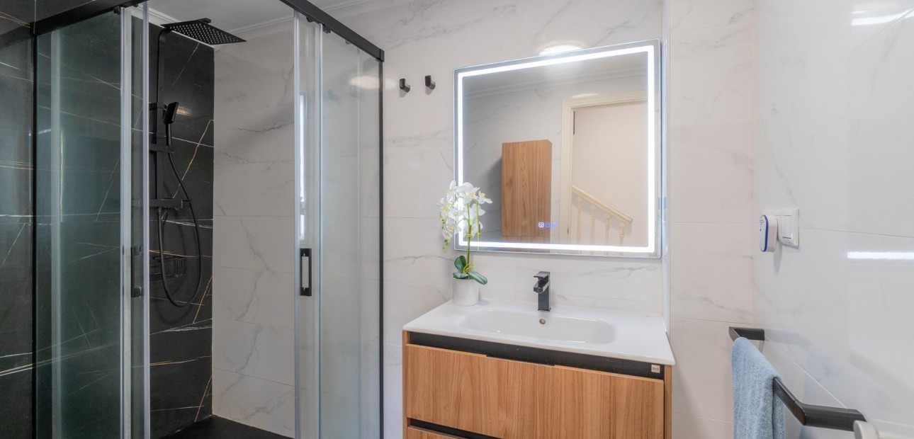 Venta - Villa -
Orihuela Costa - Zeniamar-Horizonte-La Campana