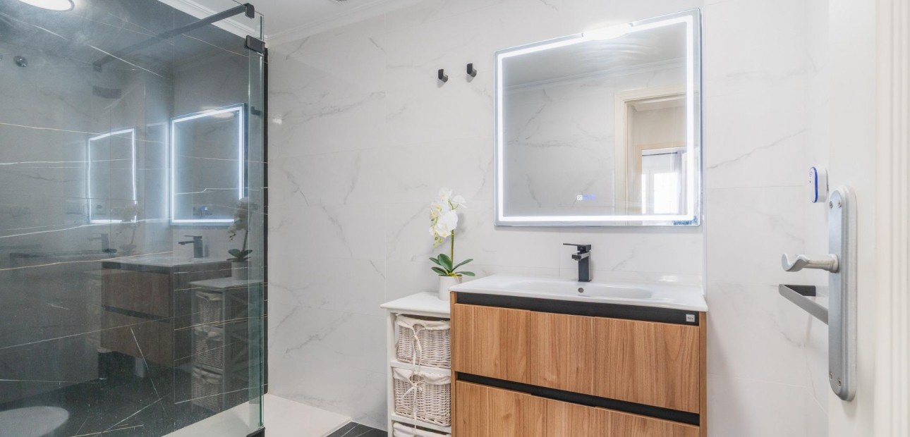 Venta - Villa -
Orihuela Costa - Zeniamar-Horizonte-La Campana