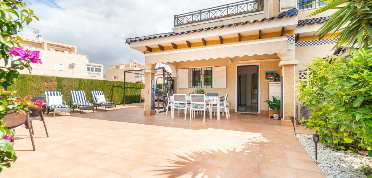 Venta - Villa -
Orihuela Costa - Zeniamar-Horizonte-La Campana