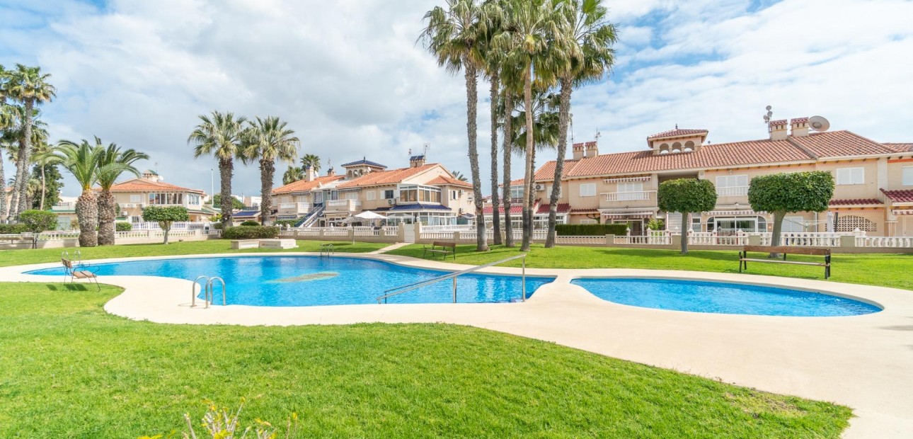 Venta - Villa -
Orihuela Costa - Zeniamar-Horizonte-La Campana