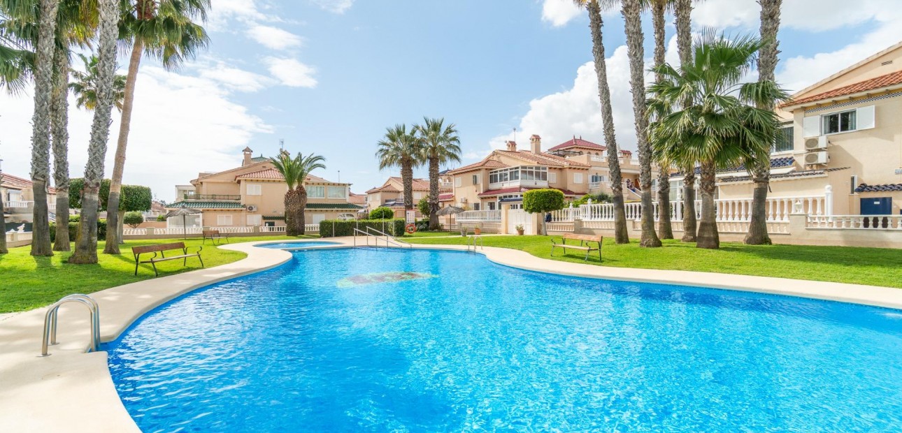 Venta - Villa -
Orihuela Costa - Zeniamar-Horizonte-La Campana