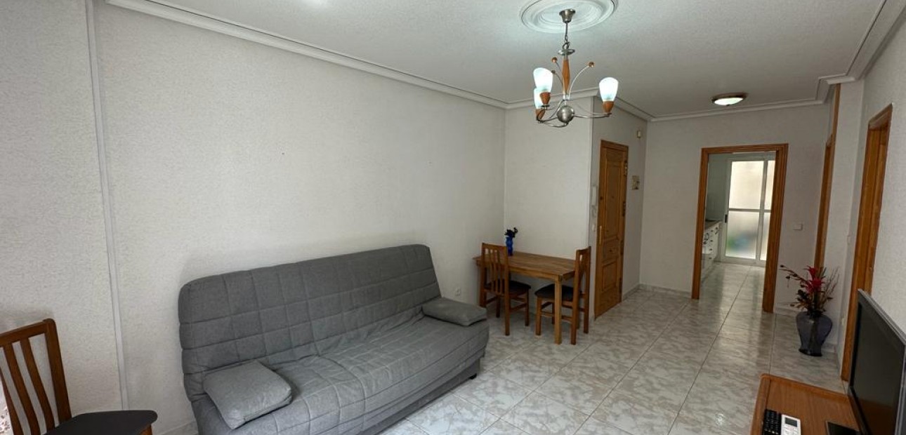 Venta - Apartamento / piso -
San Pedro del Pinatar - Lo pagan