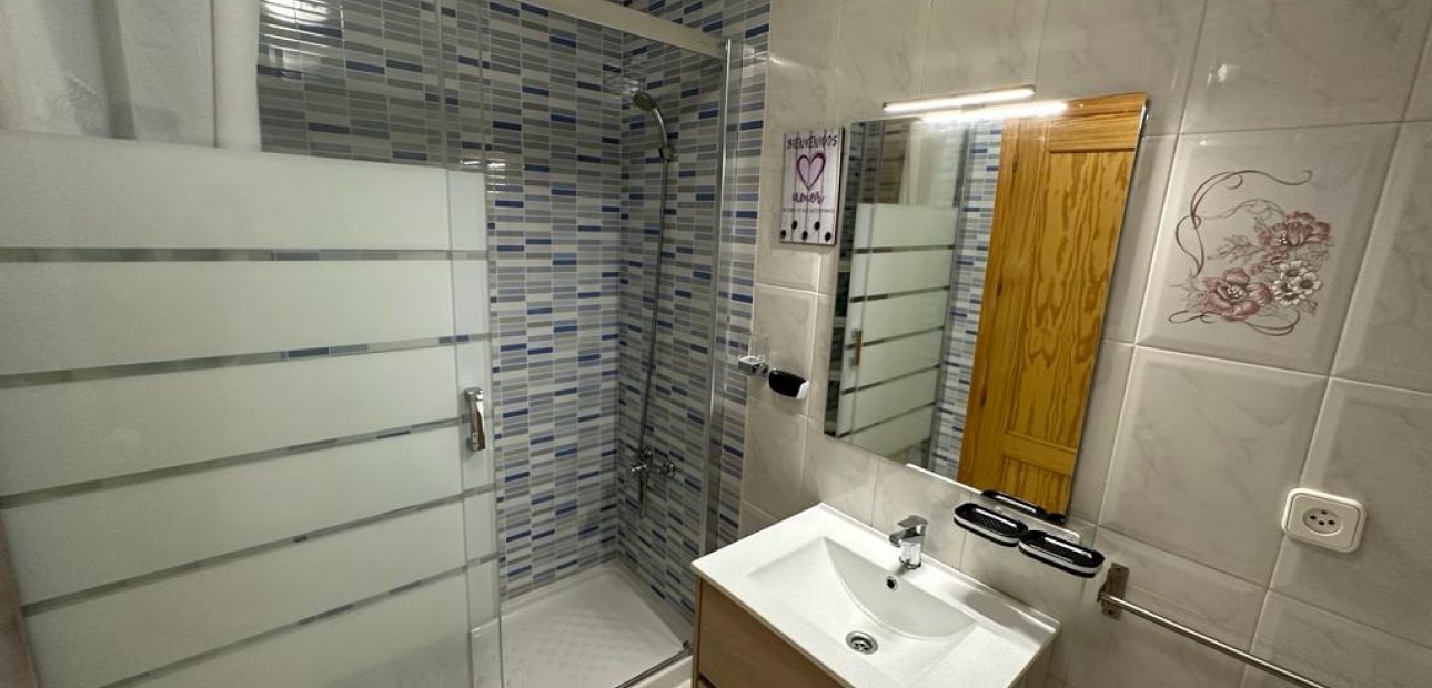 Venta - Apartamento / piso -
San Pedro del Pinatar - Lo pagan