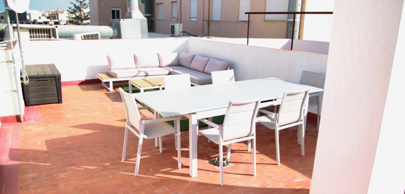 Venta - Apartamento / piso -
San Pedro del Pinatar - Lo pagan