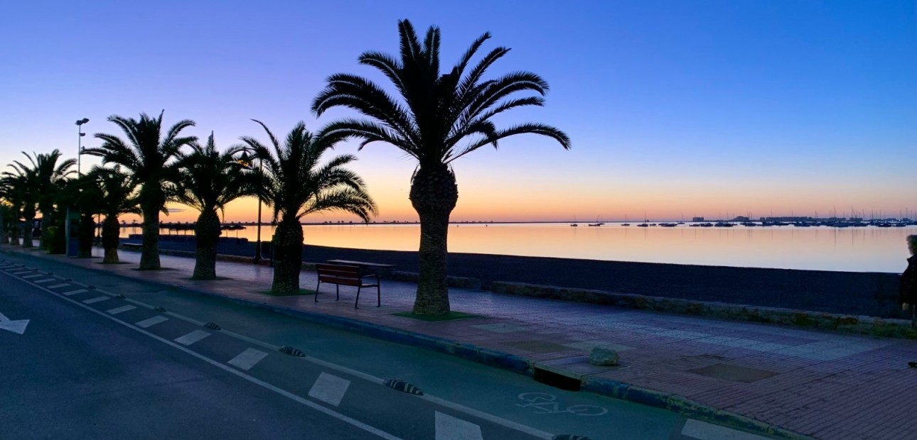 Venta - Apartamento / piso -
San Pedro del Pinatar - Lo pagan