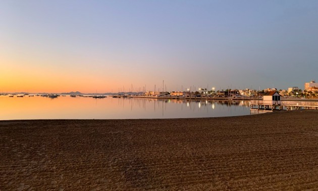 Venta - Apartamento / piso -
San Pedro del Pinatar - Lo pagan