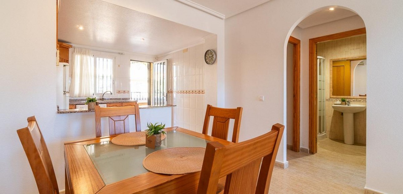 Venta - Bungalow -
Orihuela Costa - Villamartin
