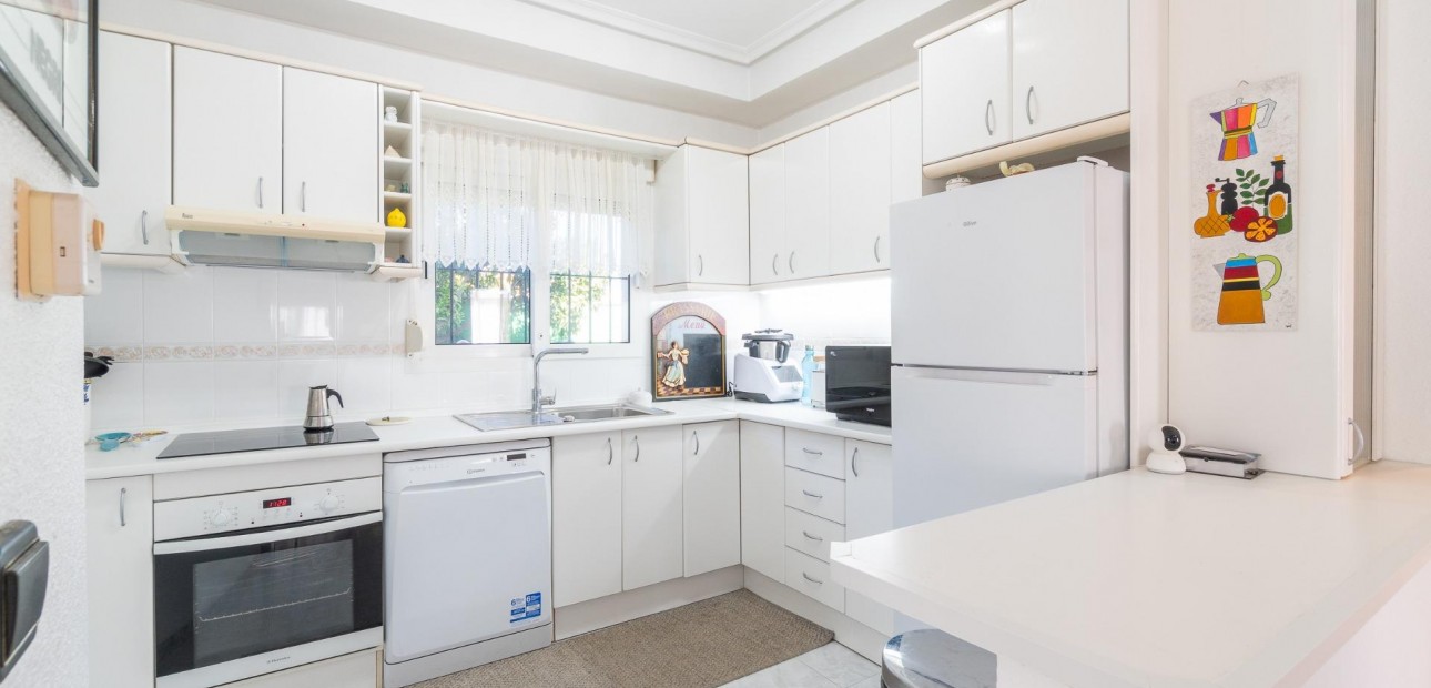 Venta - Villa -
Orihuela Costa - La Zenia