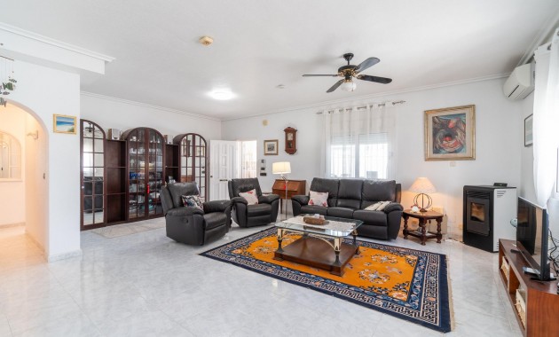 Venta - Villa -
Orihuela Costa - La Zenia