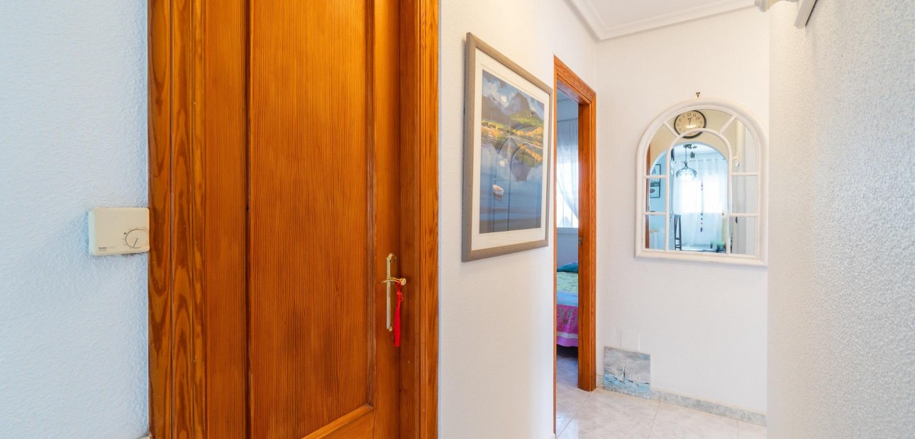 Venta - Villa -
Orihuela Costa - La Zenia