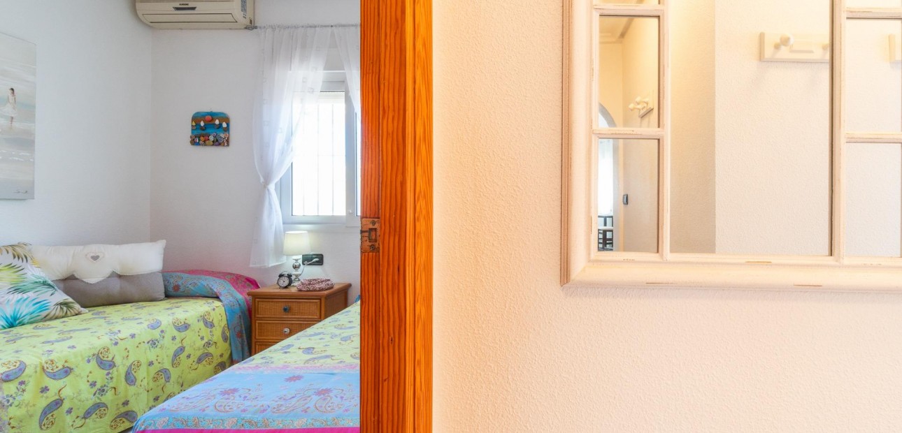 Venta - Villa -
Orihuela Costa - La Zenia