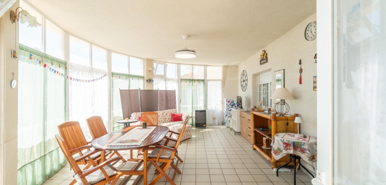 Venta - Villa -
Orihuela Costa - La Zenia