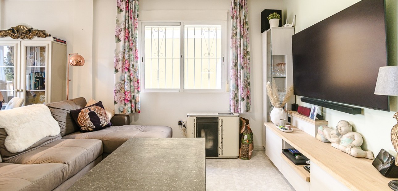 Venta - Villa -
San Fulgencio - urb.la marina