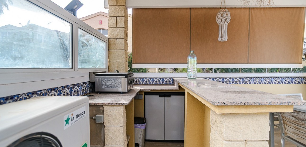 Venta - Villa -
San Fulgencio - urb.la marina